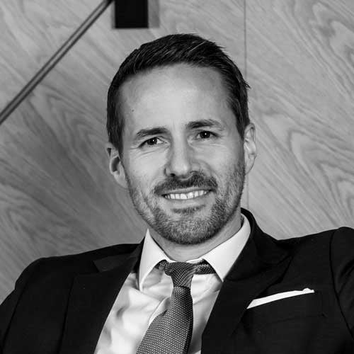 Frank-Skavland-IMG_4099-Greyscale-500x500