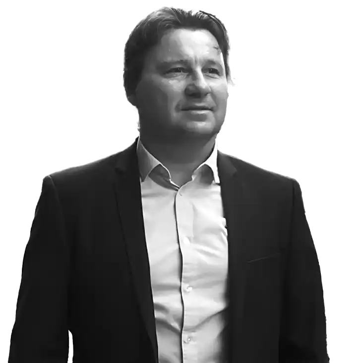 Eric-Juttin-portrait-TerreAzur-Groupe-Pomona-bw-transparent-732x732